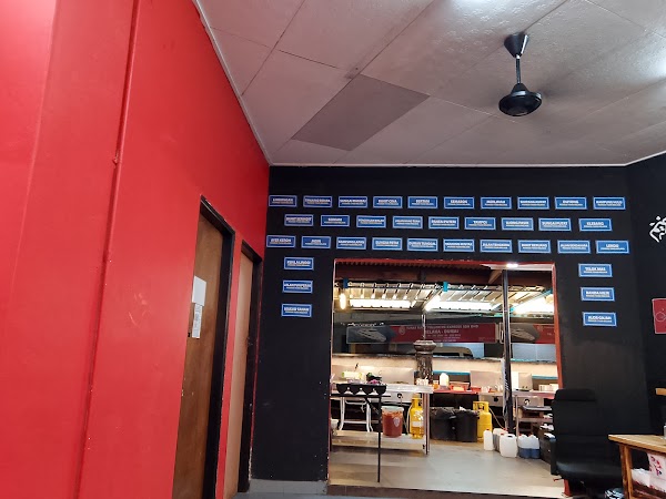 Char Kuey Teow KETAGIH - Photo 1