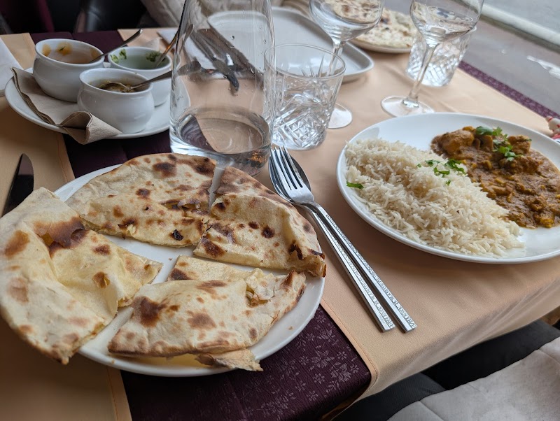 YAAL SPICE & GRILL photo 2