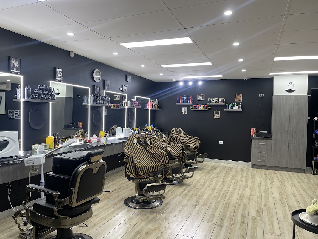 Golden Fades Barber photo 1