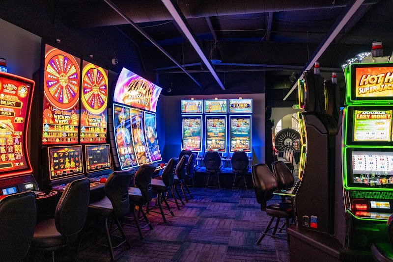 Prairie Moon Casino logo