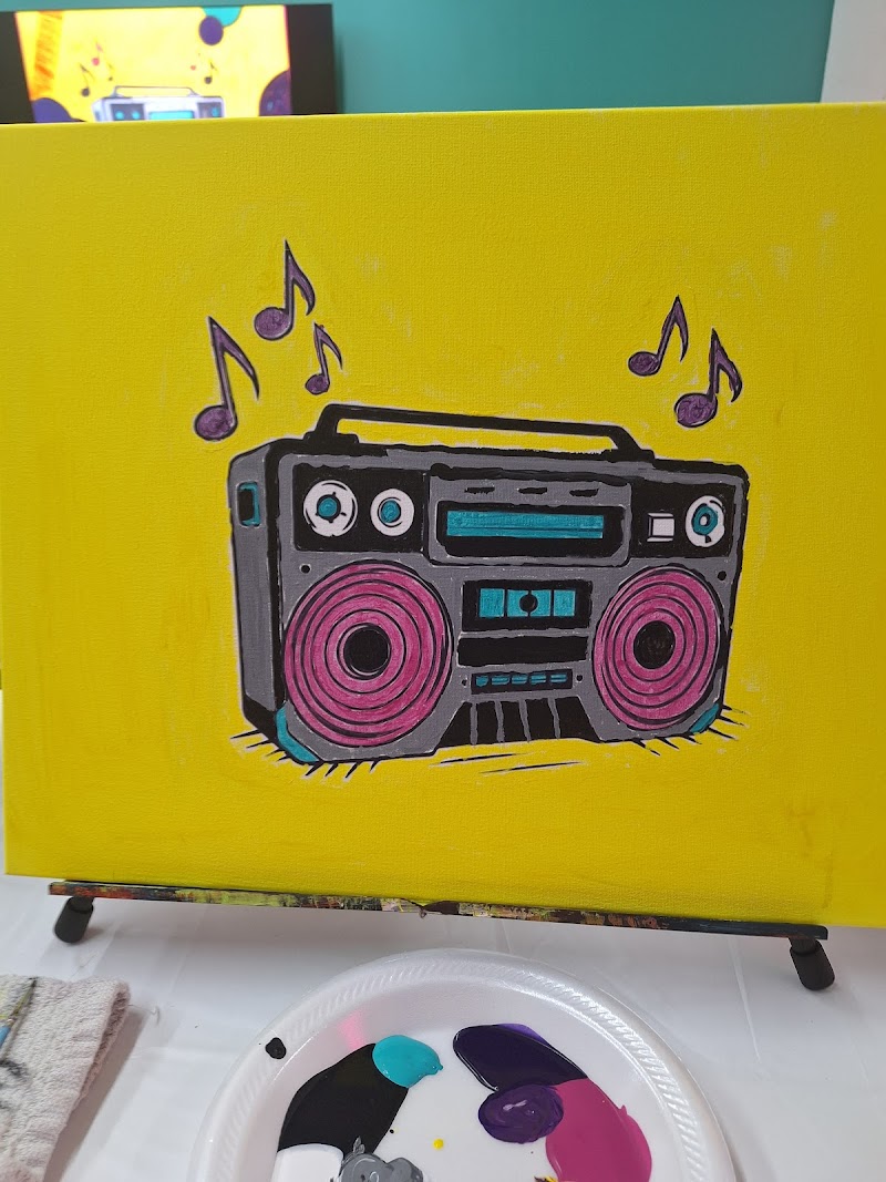 Lux Accents Studios — Art Studio in Chicago