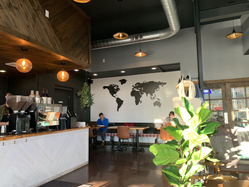 Luna Bean Coffee House and Drive Thru photo 4