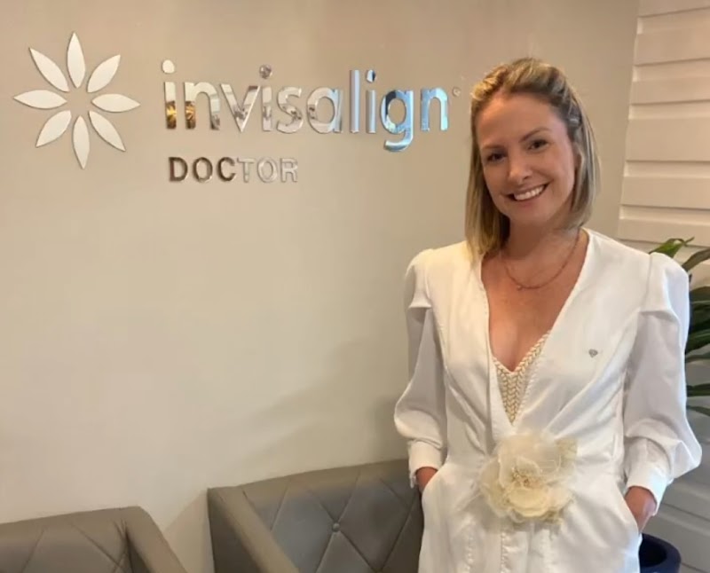 Dra. Juliana Moreira Falabella