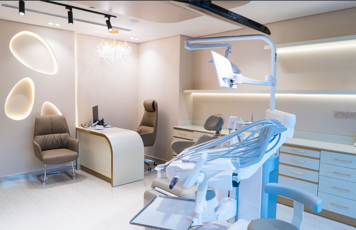 Le Denté Dental Clinic - Cosmetic, Dental Implant, Invisalign, Smile Design Dubai 2