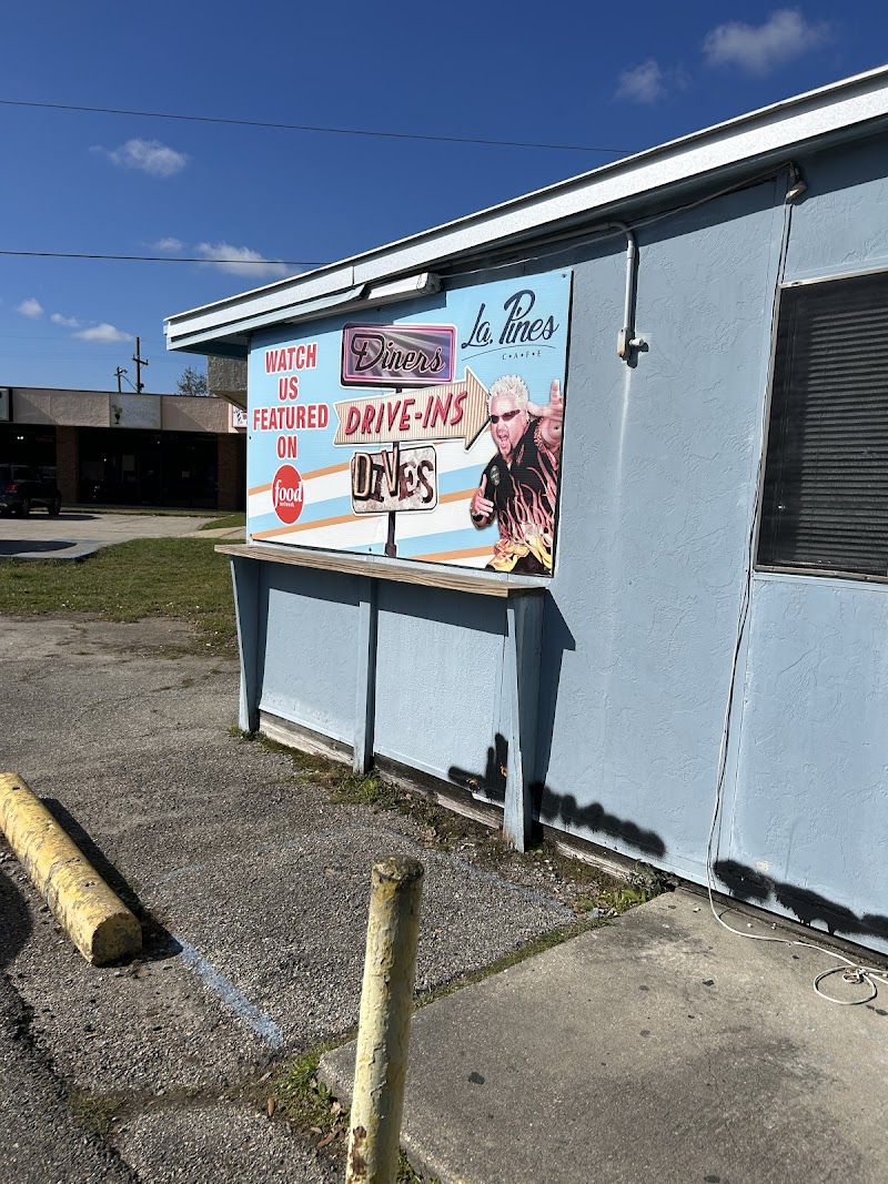 La Pines Cafe photo 3