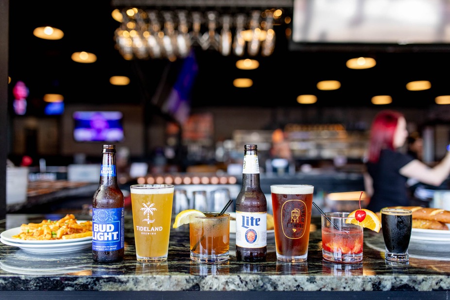 Stones Throw Tavern photo 3