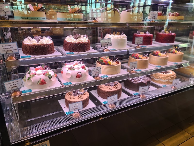 Mozart Bakery photo 4