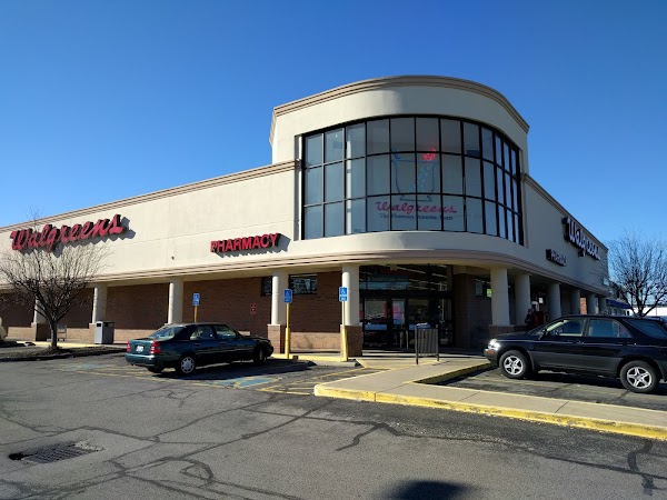 WALGREENS #3777 exterior