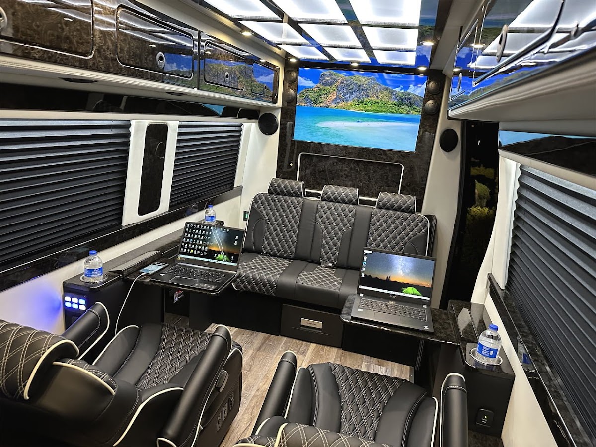 Met Limo of Boston: Google Places image 3