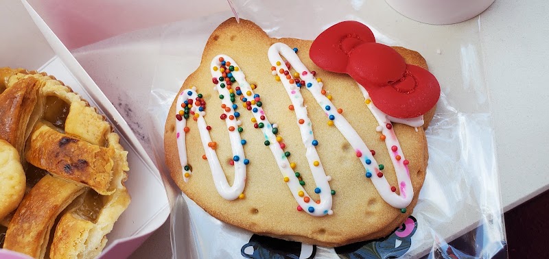 Hello Kitty Café photo 2