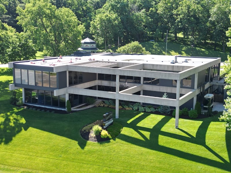 Huskie Exteriors Inc photo 4