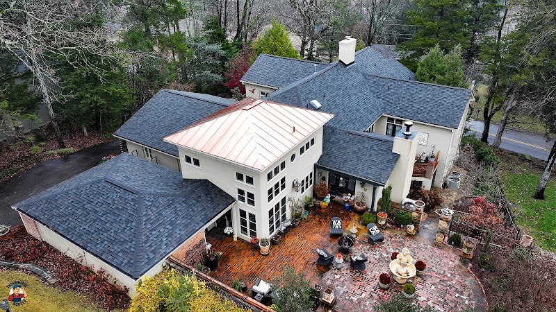 Thoughtful Roofer photo 1