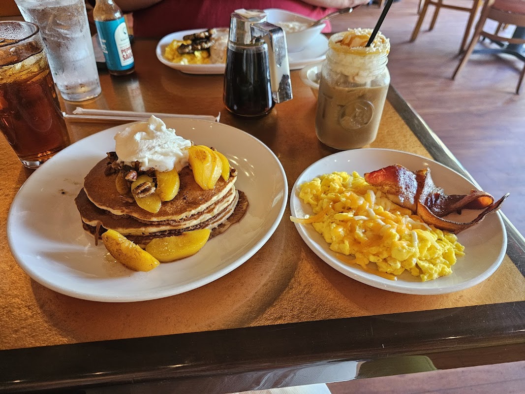 Another Broken Egg Cafe photo 5