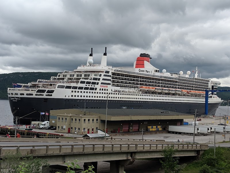 Harbour Grounds photo 3