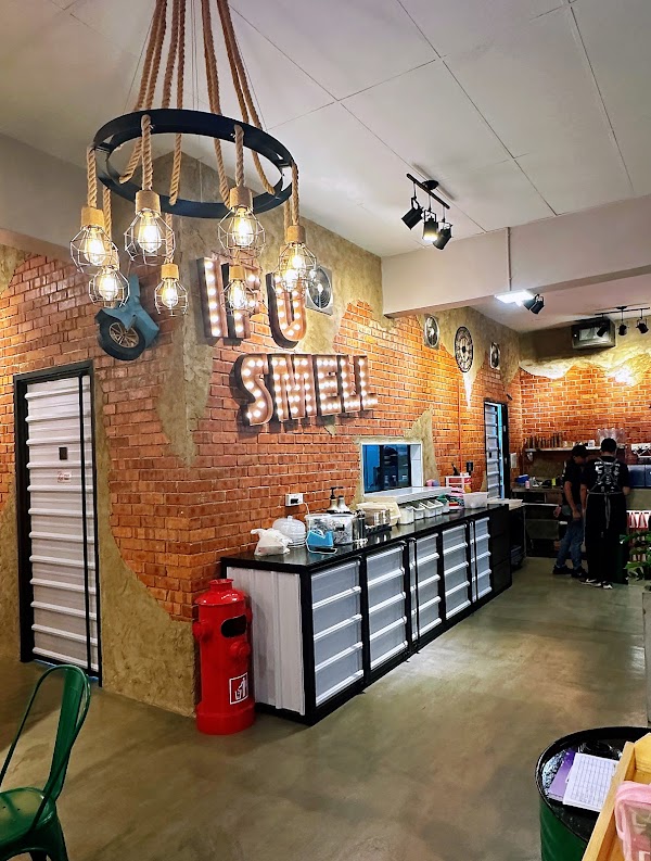 Overstepped Cafe Bandar Perdana - Photo 1