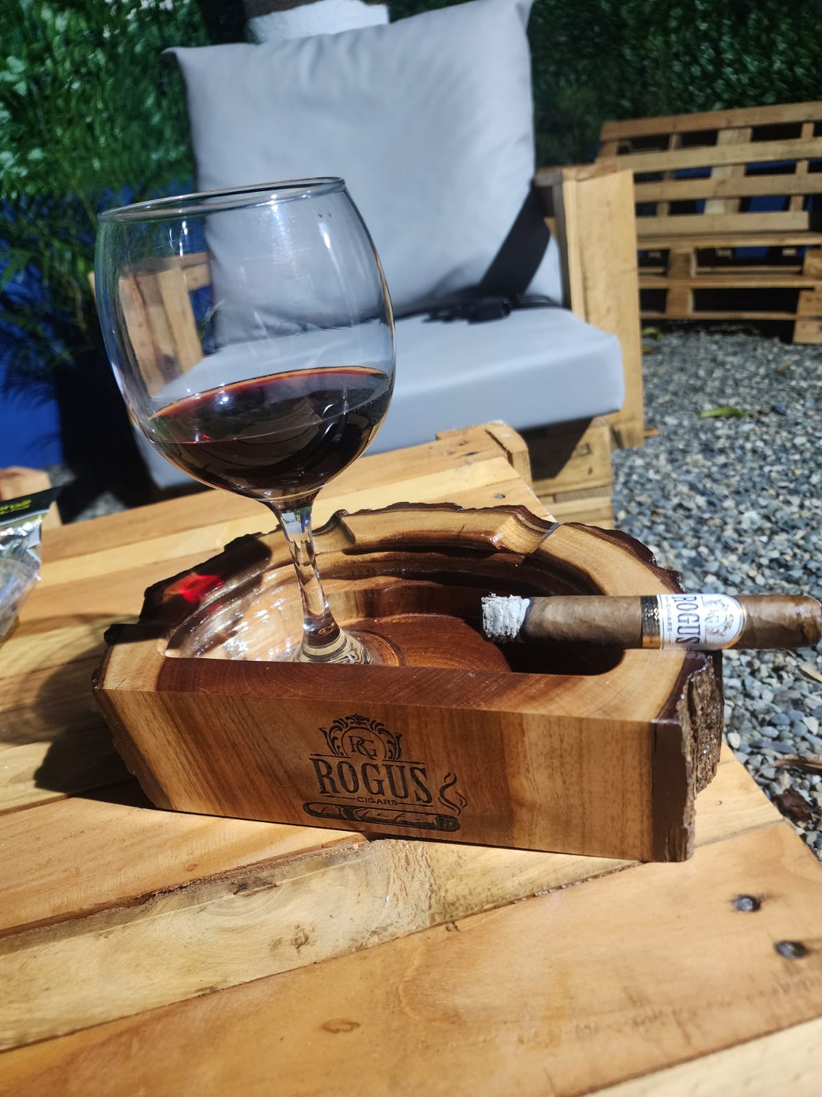 ROGUS CIGARS FACTORY - Imagen 3