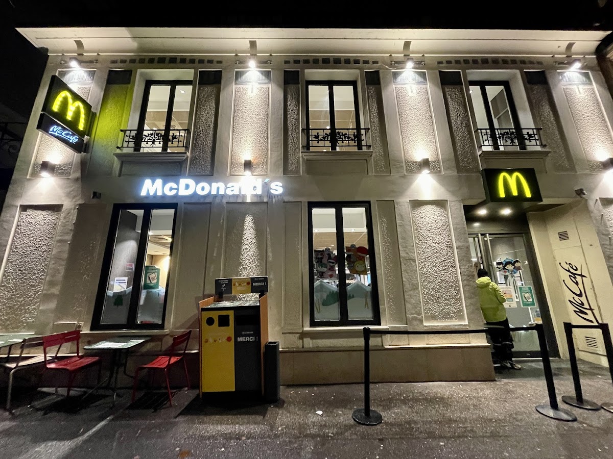 McDonald's, vue extérieure
