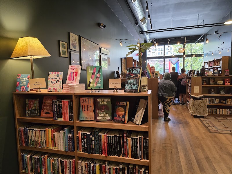 Jupiter's Eye Book Cafe photo 3