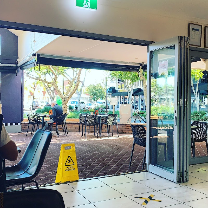 Le Jardin Cafe Restaurant photo 1