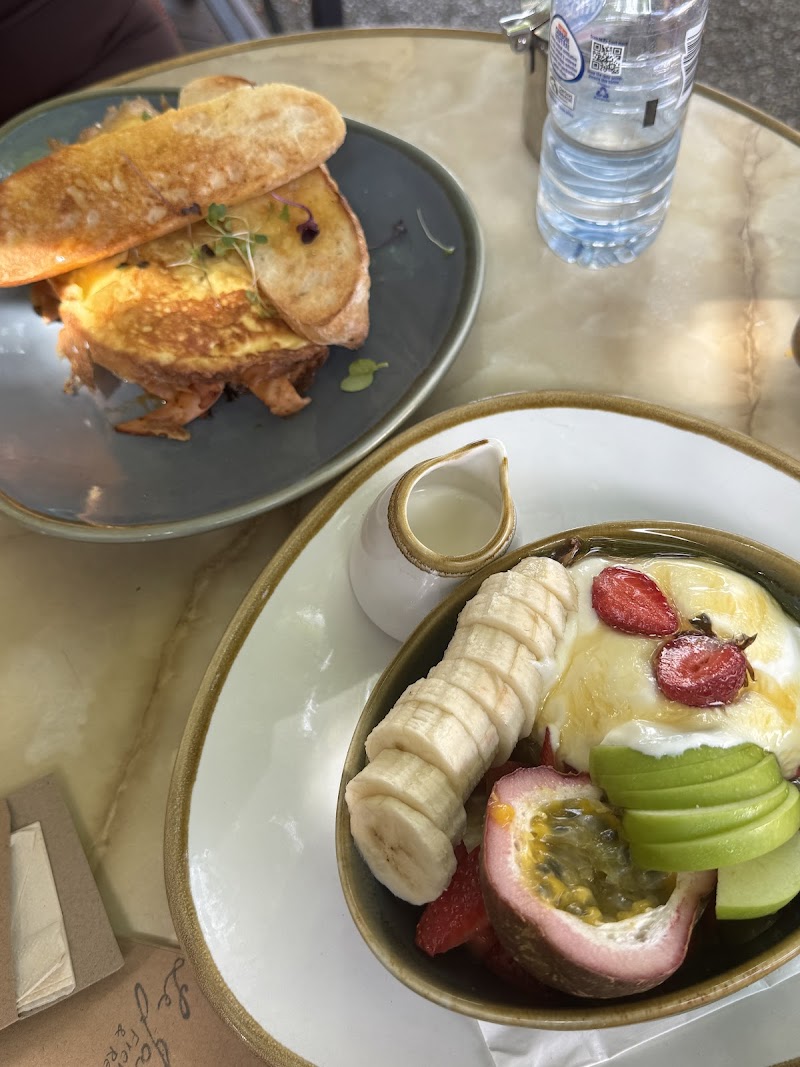 Le Jardin Cafe Restaurant photo 3