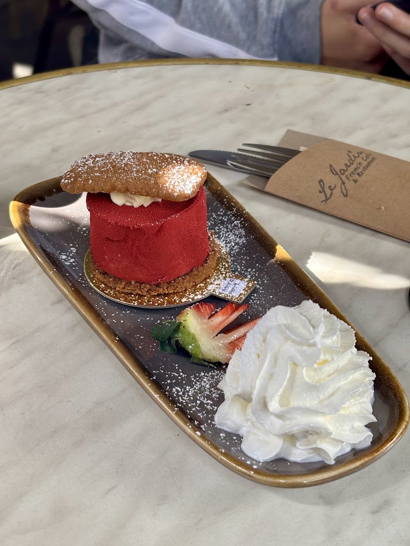 Le Jardin Cafe Restaurant photo 8