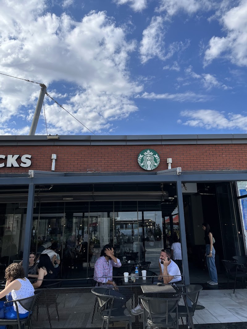 Starbucks - Tuzla Restoran
