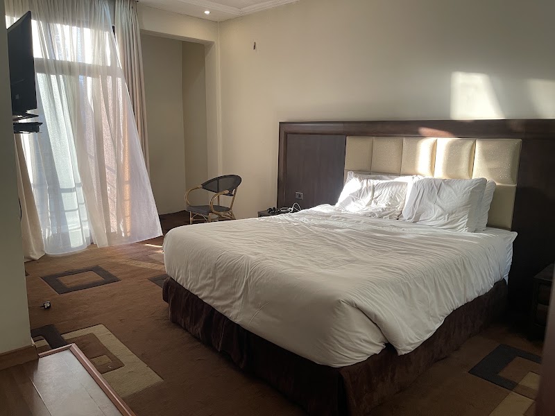 Grand Gato Hotel photo 2