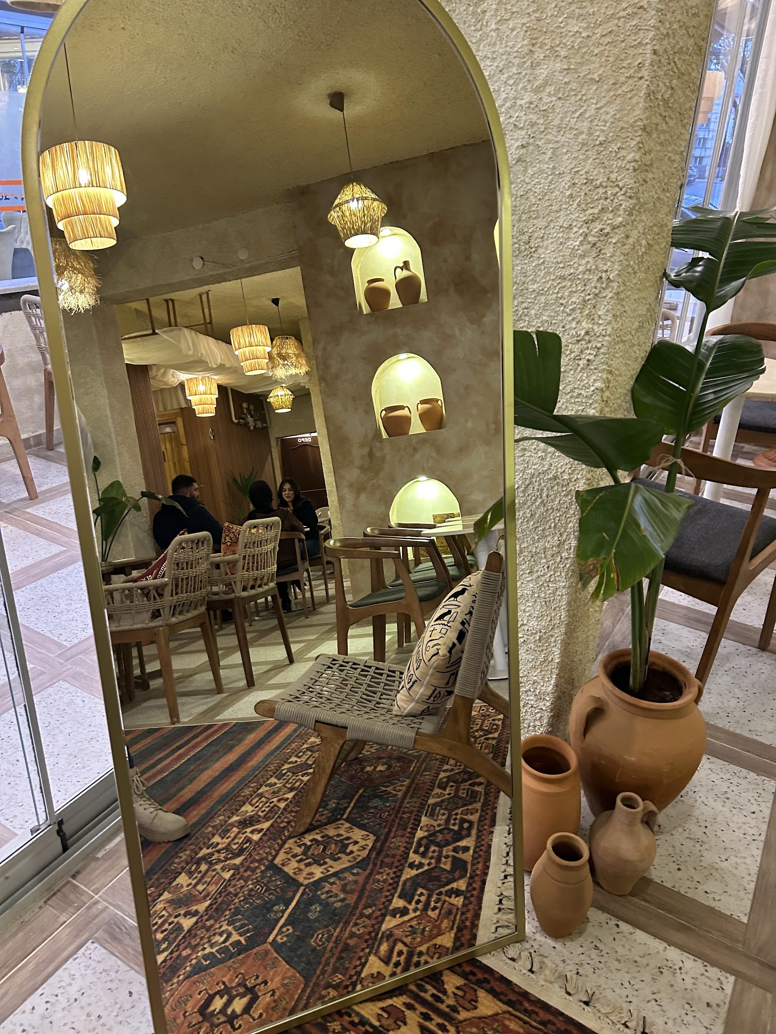 Laos Coffee Iğdır mekanı