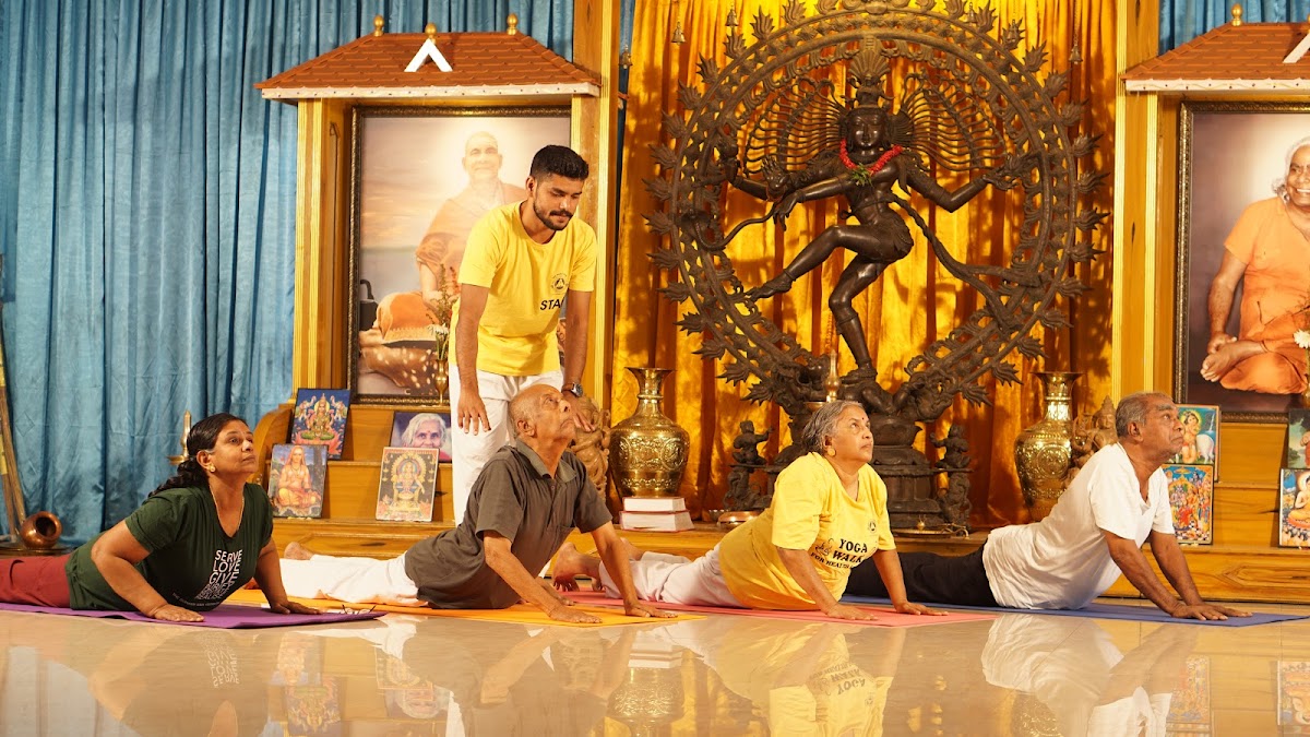 Sivananda Yoga Vedanta Center — 4