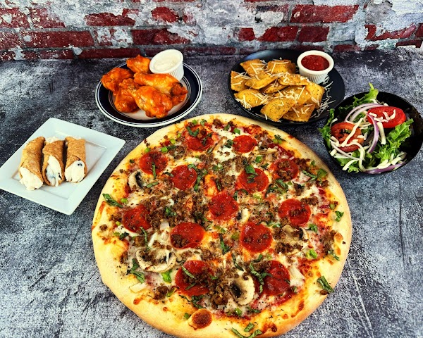 Photo by Pizza Donisi