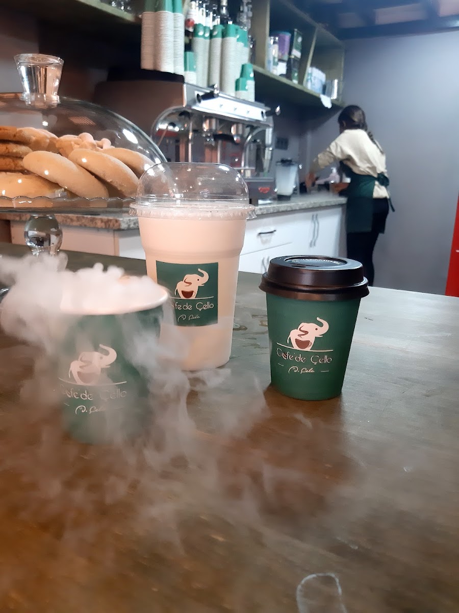Cafe'de Çello