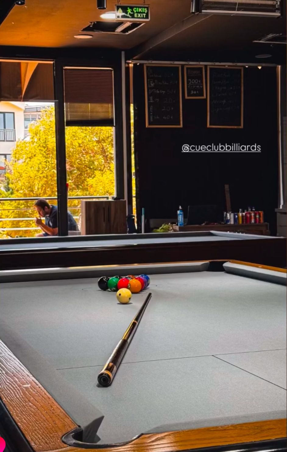 Cue Club Billiards mekanı