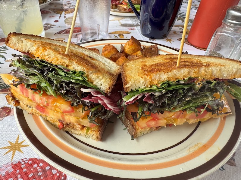 P's & Q's Market photo 8