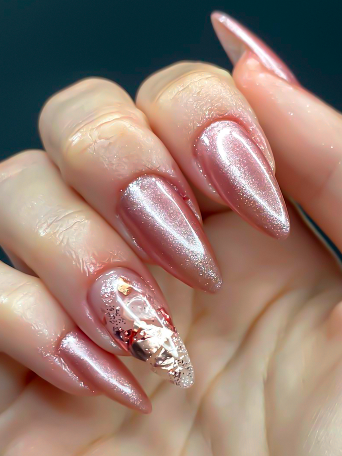 Aline Alcantara nails designer