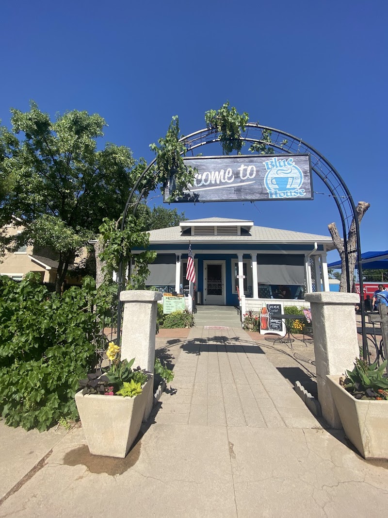 Blue House Bakery & Cafe photo 1