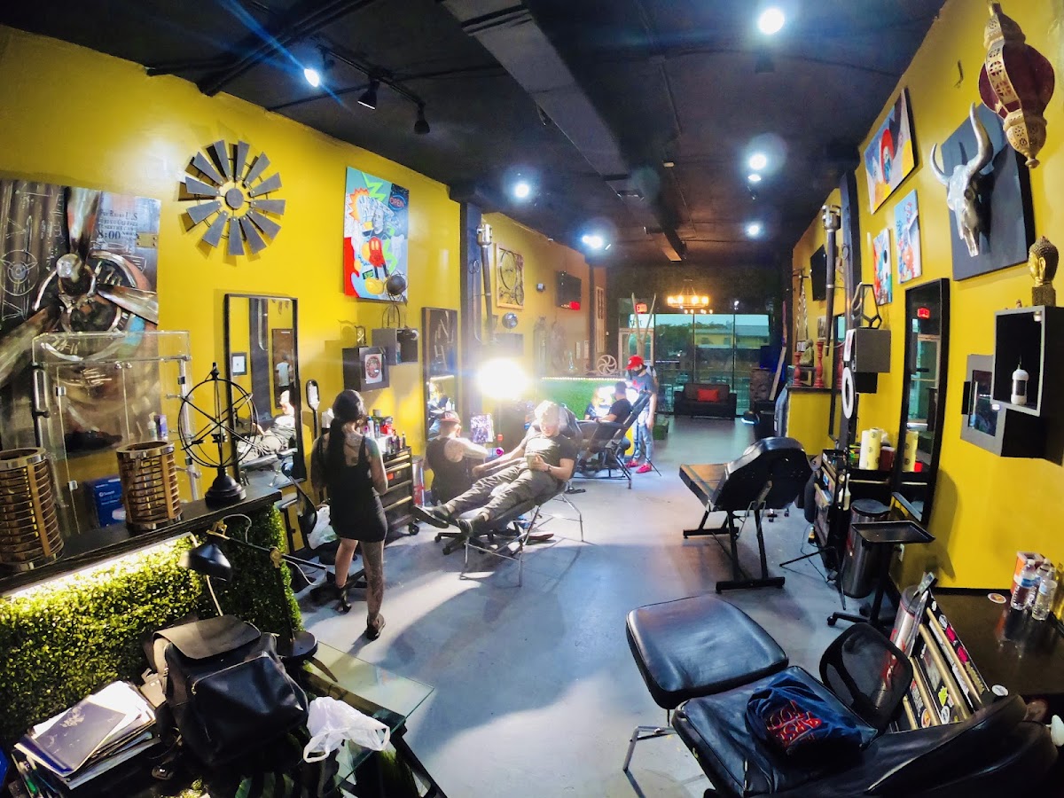 Bella Vita Tattoo — tattoo studio near Doral