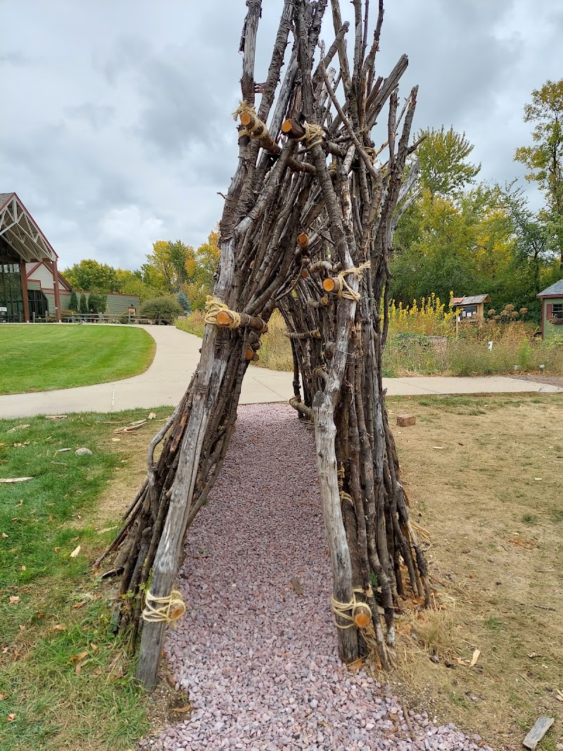 The Outdoor Campus - Photo 6