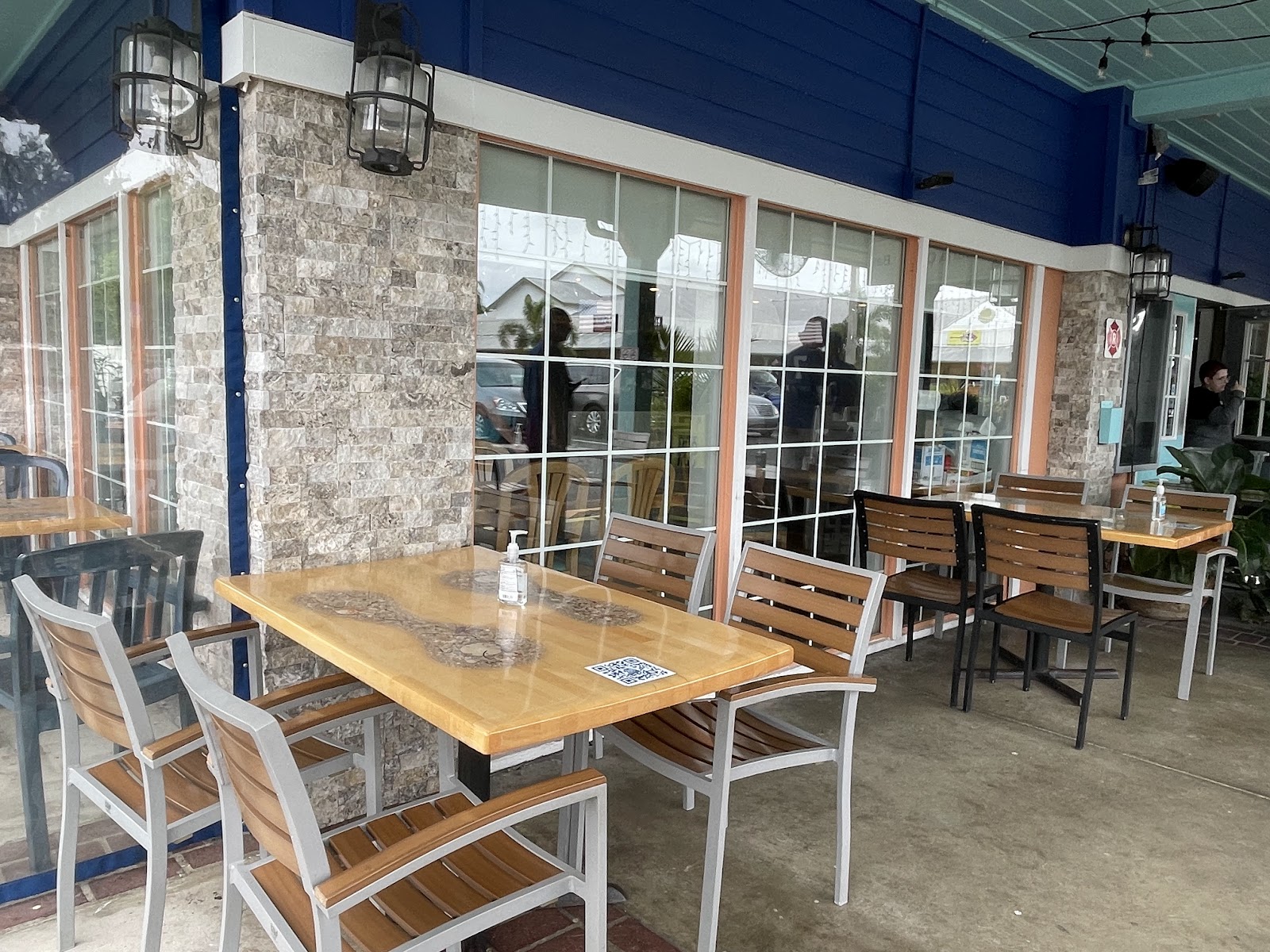 Anna Maria Oyster Bar - Cortez