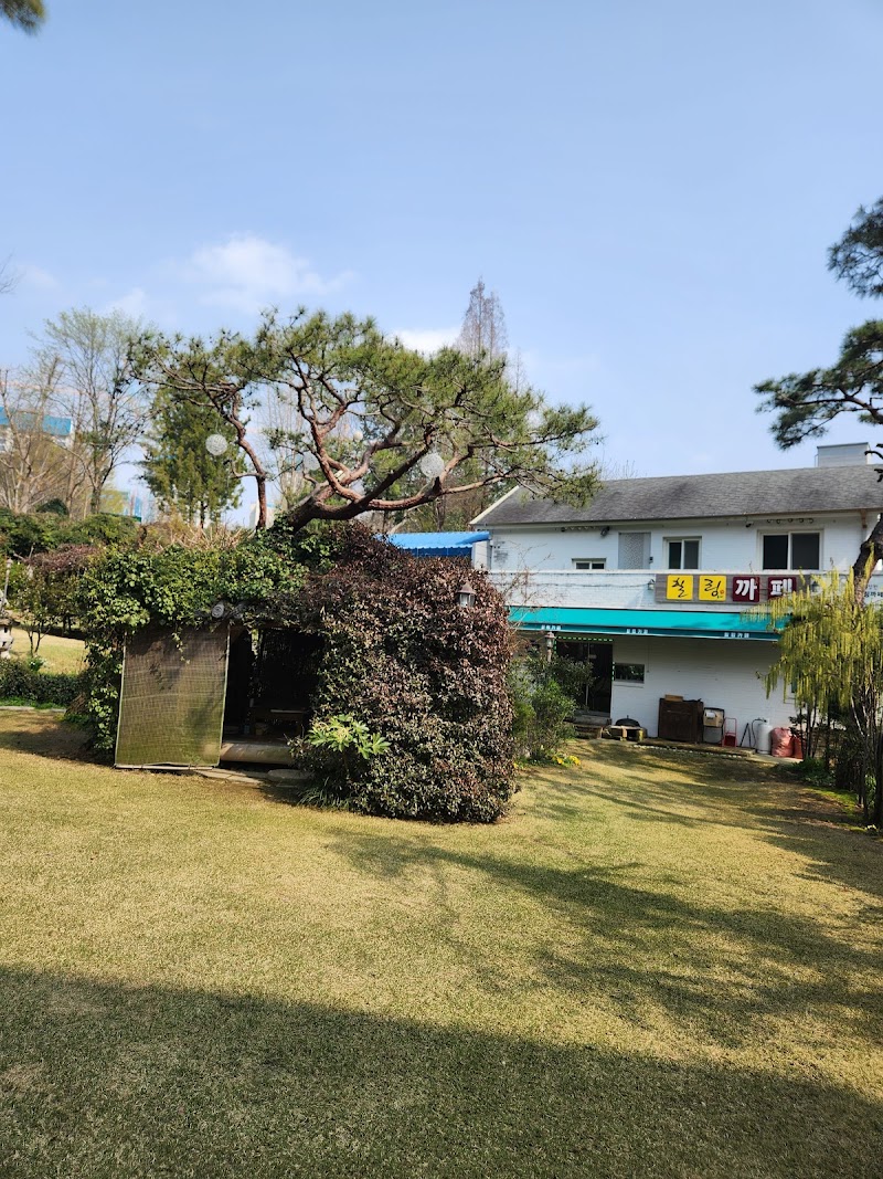 달빛정원힐링까페 사진 4