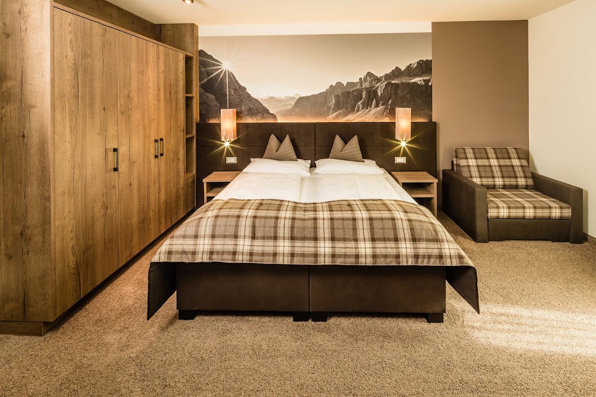 Hotel Touring Dolomites 4