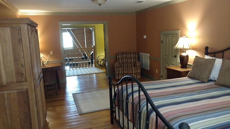 Bryan Lodge - Photo 1