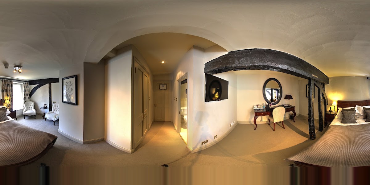 The Castle Inn, Castle Combe, dog-friendly hotel, photo 3