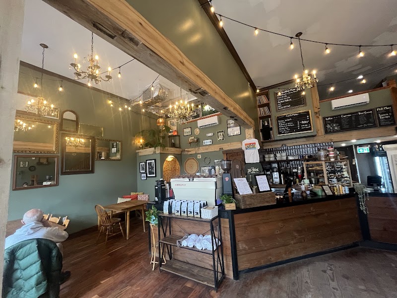 Lost and Found Café photo 4
