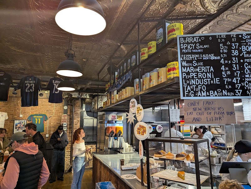 L’industrie Pizzeria West Village photo 8