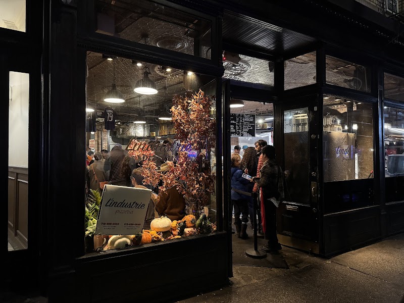 L’industrie Pizzeria West Village photo 1