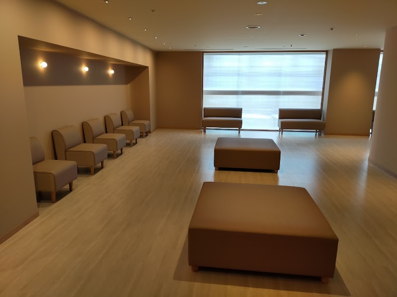 医療法人愛育会花みずきレディースクリニックの外観