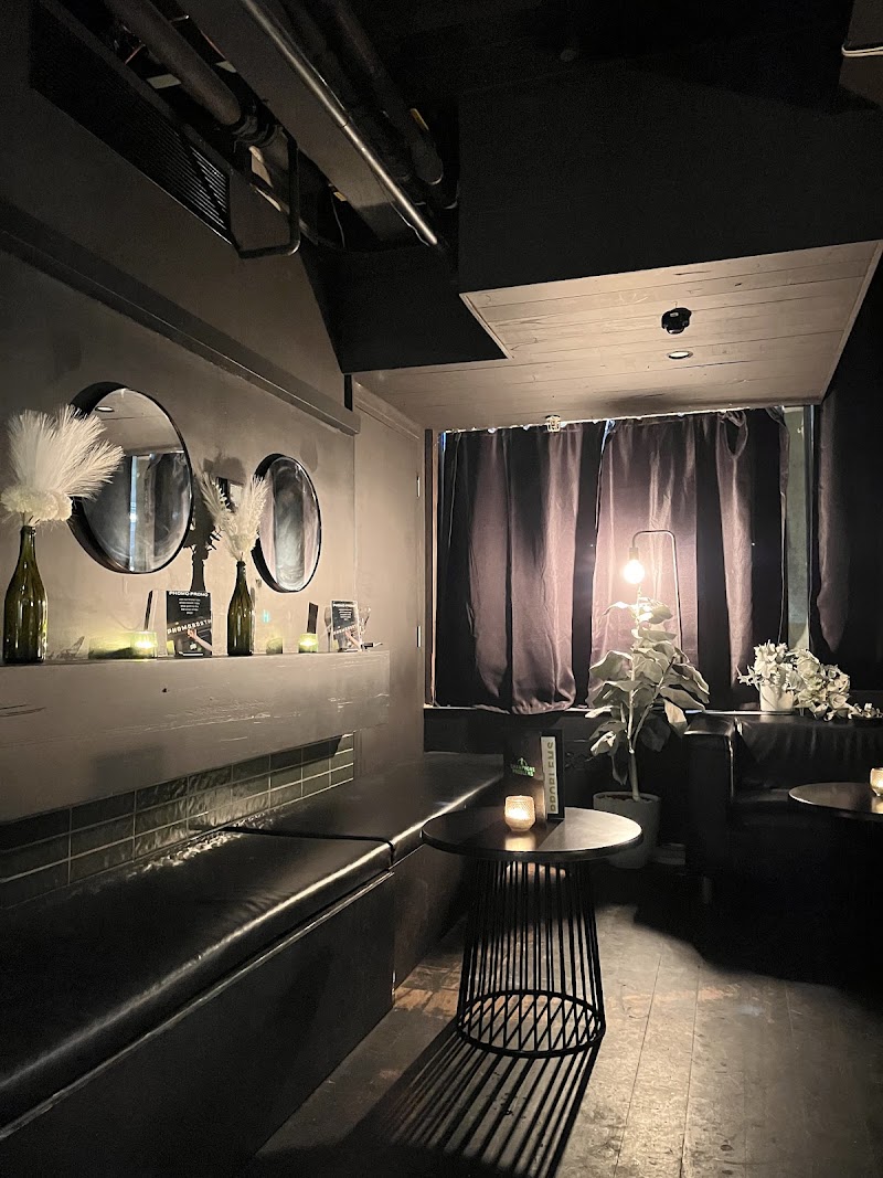 Champagne Problems | Bar Melbourne