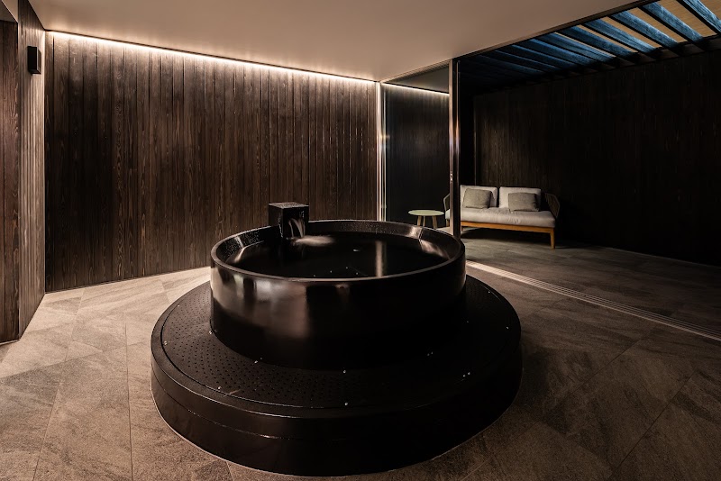 ESC CLUB (The SAUNA)