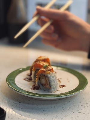 Akarii Revolving Sushi Bar photo 3