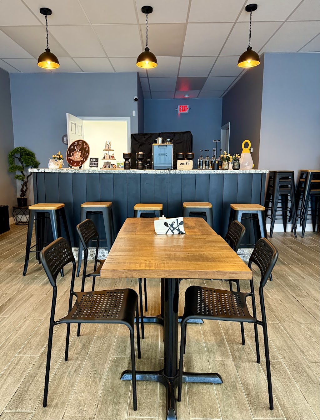 Bits & Bites Bakery + Cafe